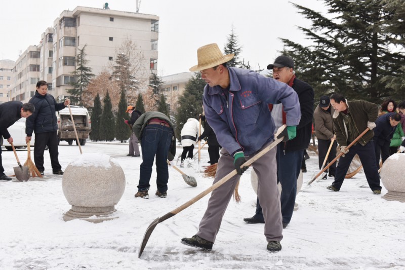 天水師范學院學校多措并舉應對大雪冰凍天氣