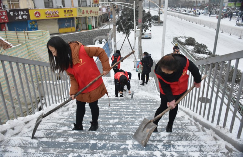 天水師范學院學校多措并舉應對大雪冰凍天氣