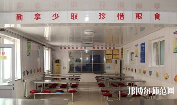 南充數(shù)控工程幼兒師范學校2020年報名條件、招生要求、招生對象 