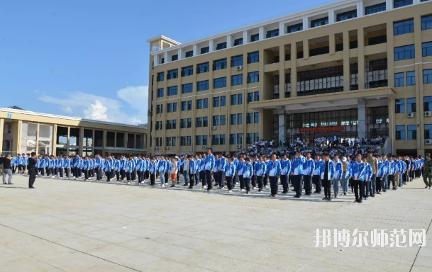 鄂州中等專業(yè)學校1